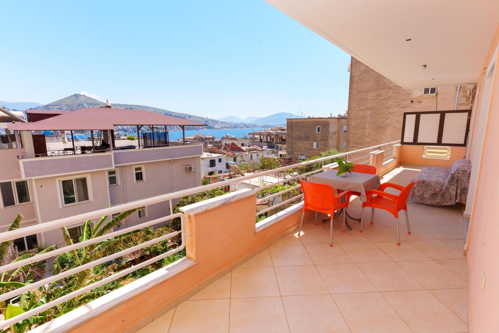 Sarah'S Apartments - 5 Min Walk To Beaches & Boulevard - Big Balcony! Sarandë エクステリア 写真