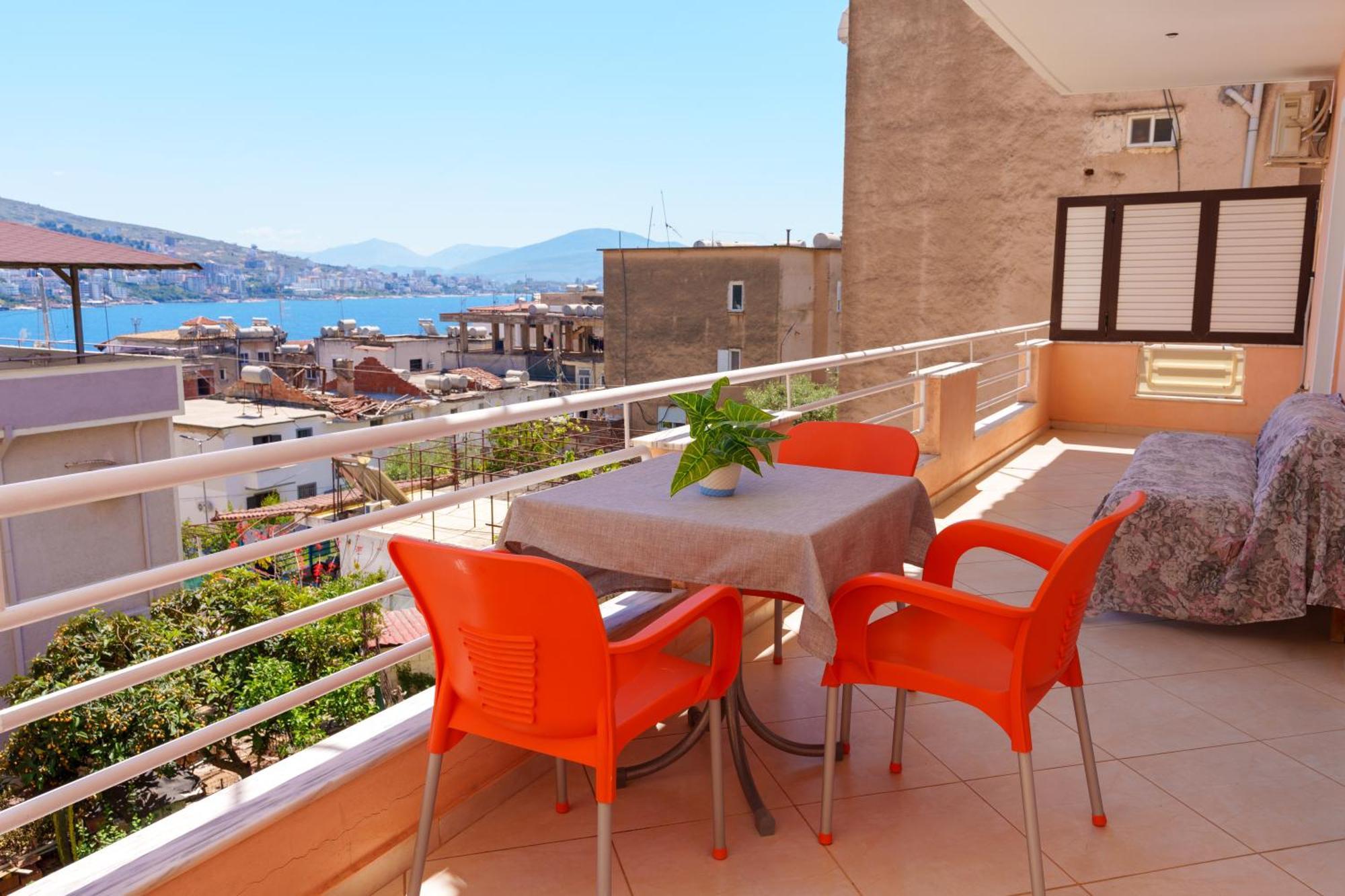 Sarah'S Apartments - 5 Min Walk To Beaches & Boulevard - Big Balcony! Sarandë エクステリア 写真