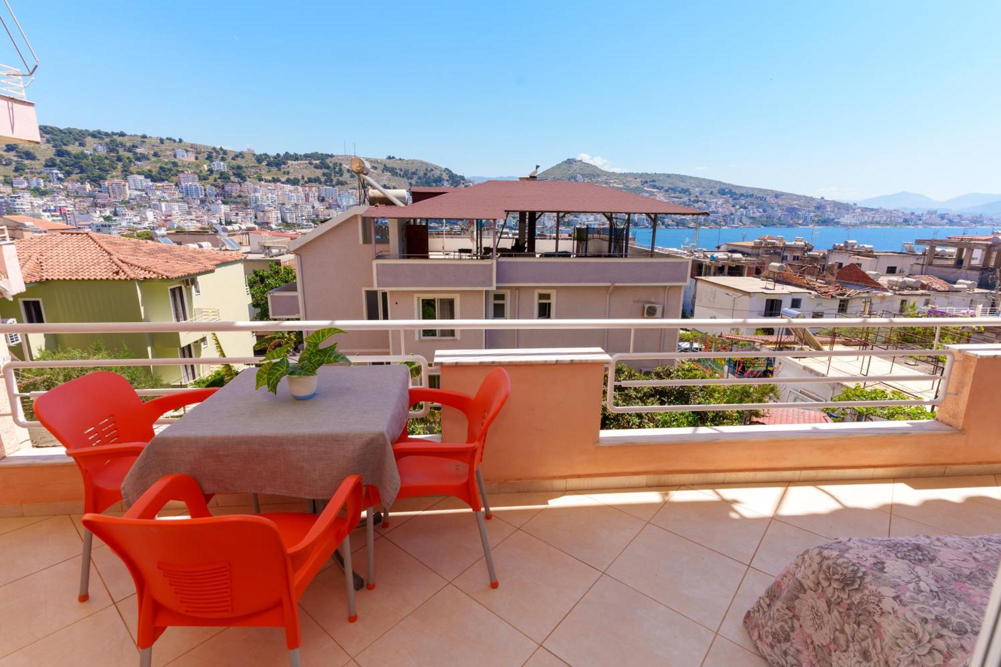 Sarah'S Apartments - 5 Min Walk To Beaches & Boulevard - Big Balcony! Sarandë エクステリア 写真